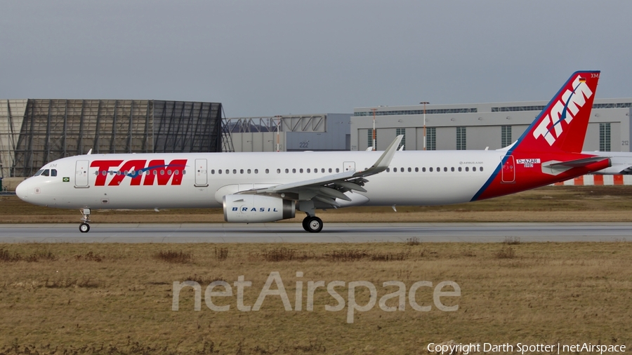 TAM Brazilian Airlines Airbus A321-231 (D-AZAR) | Photo 215146