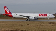 TAM Brazilian Airlines Airbus A321-231 (D-AZAR) at  Hamburg - Finkenwerder, Germany
