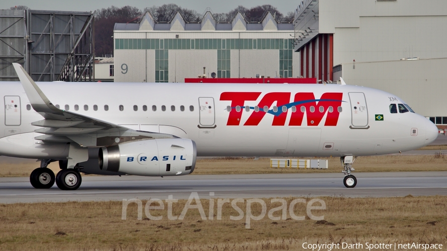 TAM Brazilian Airlines Airbus A321-231 (D-AZAR) | Photo 215153