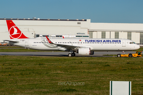 Turkish Airlines Airbus A321-271NX (D-AZAR) at  Hamburg - Finkenwerder, Germany