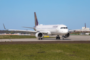 Vistara Airbus A321-251NX (D-AZAR) at  Hamburg - Finkenwerder, Germany