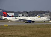 Delta Air Lines Airbus A321-211 (D-AZAS) at  Hamburg - Finkenwerder, Germany