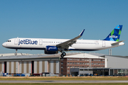 JetBlue Airways Airbus A321-231 (D-AZAU) at  Hamburg - Finkenwerder, Germany