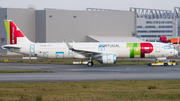 TAP Air Portugal Airbus A321-251NX (D-AZAU) at  Hamburg - Finkenwerder, Germany