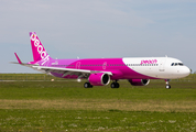 Peach Airbus A321-251NX (D-AZAW) at  Hamburg - Finkenwerder, Germany