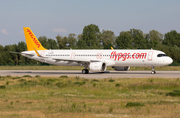 Pegasus Airlines Airbus A321-251NX (D-AZAW) at  Hamburg - Finkenwerder, Germany