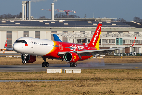 VietJet Air Airbus A321-271NX (D-AZWV) at  Hamburg - Finkenwerder, Germany