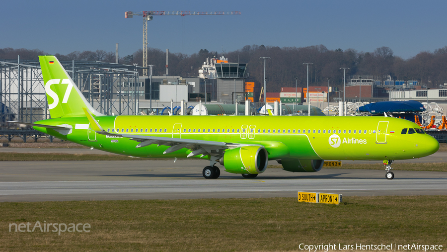 S7 Airlines Airbus A321-271NX (D-AZWZ) | Photo 500649