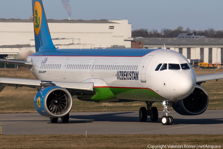 Uzbekistan Airways Airbus A321-253NX (D-AZXF) | Photo 498267