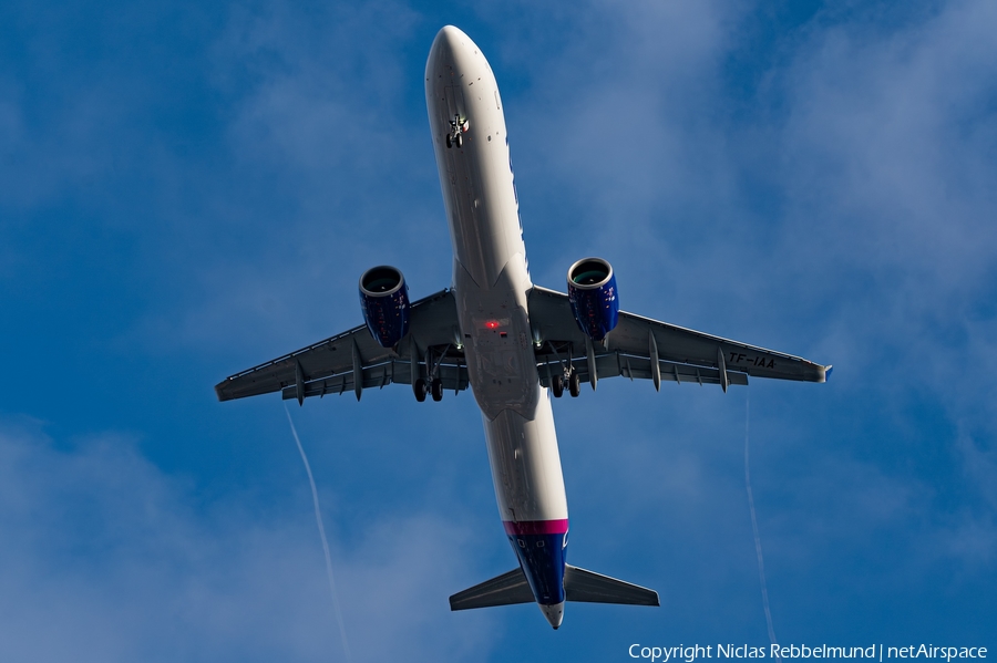 Icelandair Airbus A321-271NX (D-AZXZ) | Photo 653814