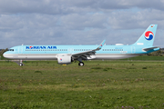 Korean Air Airbus A321-272NX (D-AZYU) at  Hamburg - Finkenwerder, Germany