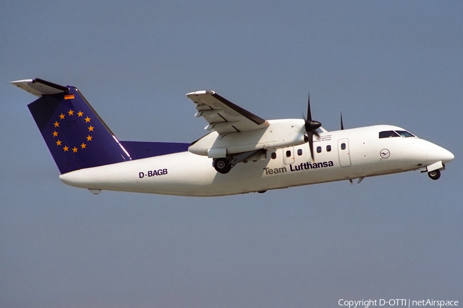 Team Lufthansa (Augsburg Airways) de Havilland Canada DHC-8-103A (D-BAGB) | Photo 264806