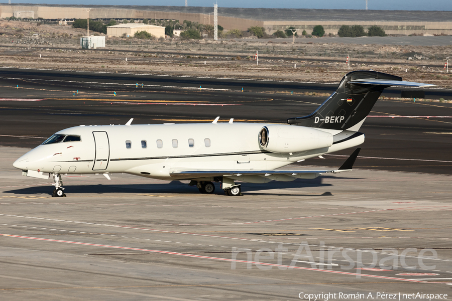 Windrose Air Jetcharter Bombardier BD-100-1A10 Challenger 300 (D-BEKP) | Photo 527256