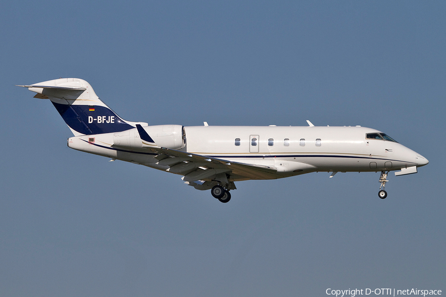 Luxaviation Germany Bombardier BD-100-1A10 Challenger 300 (D-BFJE) | Photo 383053