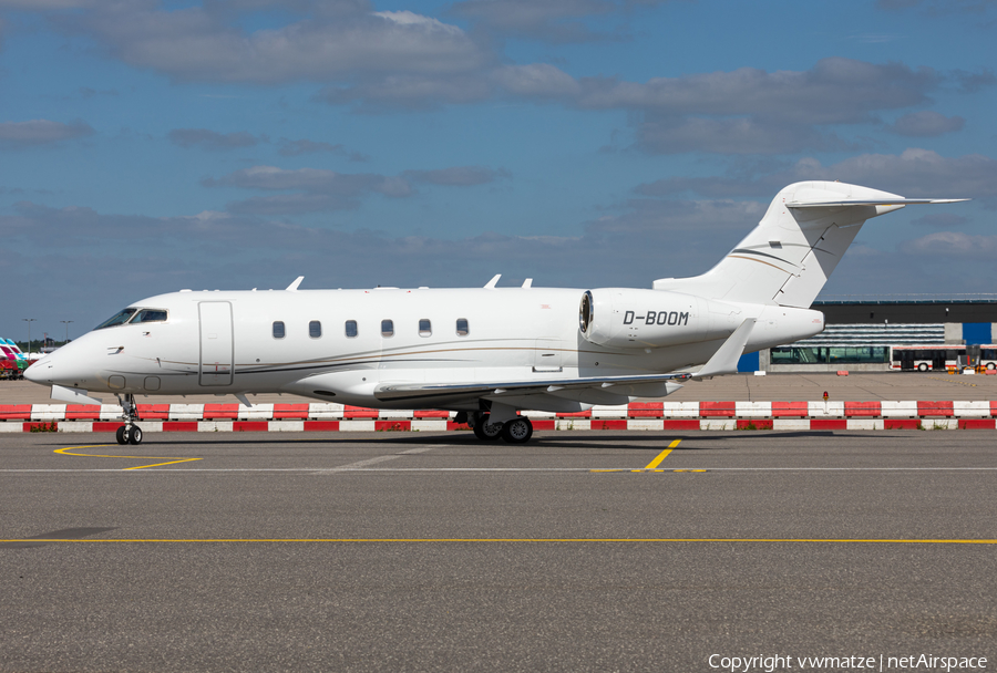 Windrose Air Jetcharter Bombardier BD-100-1A10 Challenger 300 (D-BOOM) | Photo 454458
