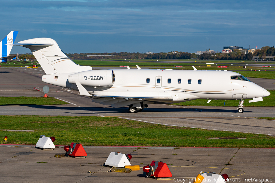 Windrose Air Jetcharter Bombardier BD-100-1A10 Challenger 300 (D-BOOM) | Photo 535175