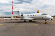 Windrose Air Jetcharter Bombardier BD-100-1A10 Challenger 300 (D-BOOM) at  Hamburg - Fuhlsbuettel (Helmut Schmidt), Germany