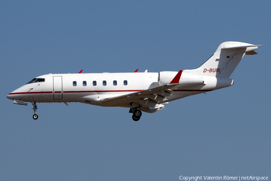 Windrose Air Jetcharter Bombardier BD-100-1A10 Challenger 300 (D-BUBI) | Photo 563956