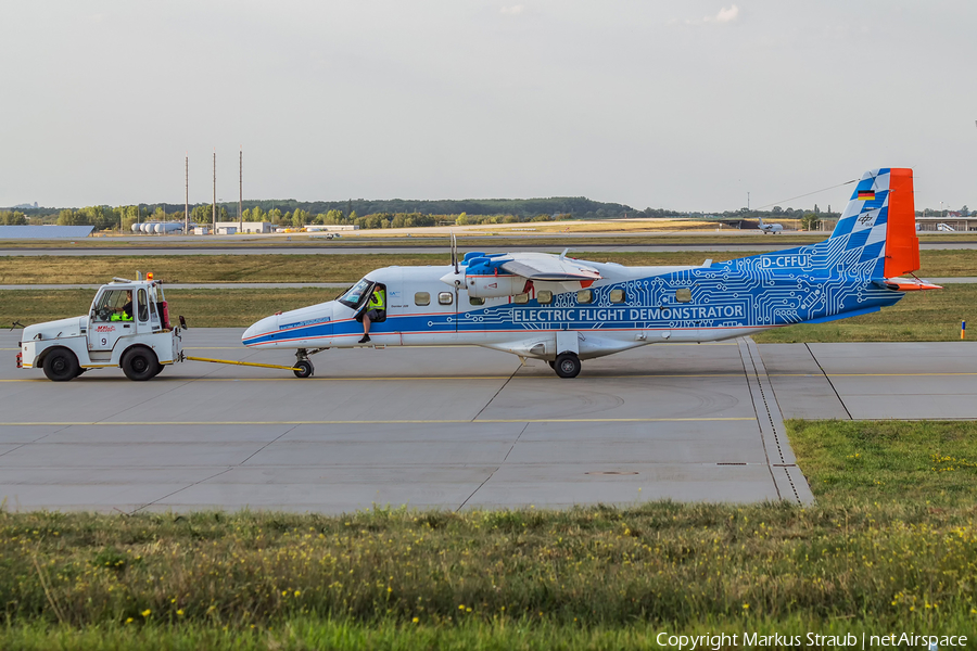 Deutsches Zentrum fuer Luft-und Raumfahrt Dornier Do 228-212 (D-CFFU) | Photo 345038