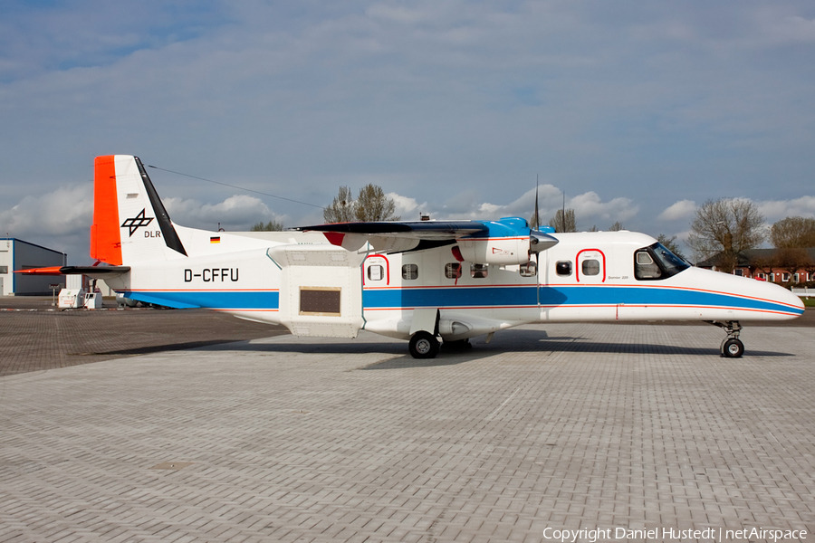 Deutsches Zentrum fuer Luft-und Raumfahrt Dornier Do 228-212 (D-CFFU) | Photo 537533