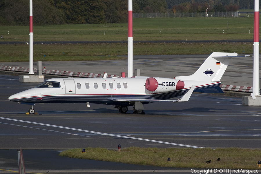 Cirrus Aviation Bombardier Learjet 40 (D-CGGB) | Photo 324298