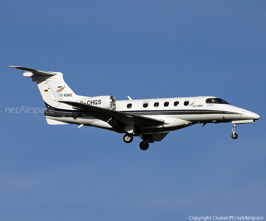 FlyHome Embraer EMB-505 Phenom 300 (D-CHGS) | Photo 568306