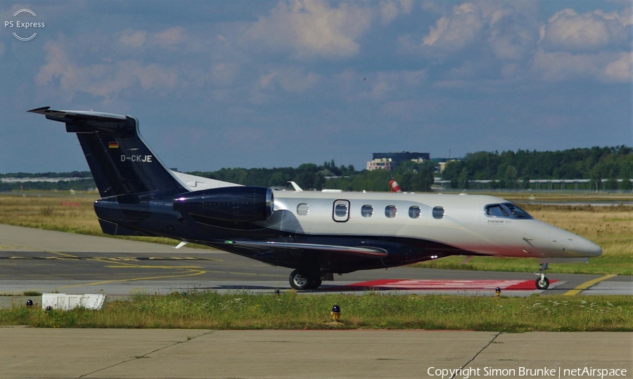 Air Hamburg Embraer EMB-505 Phenom 300 (D-CKJE) | Photo 439736