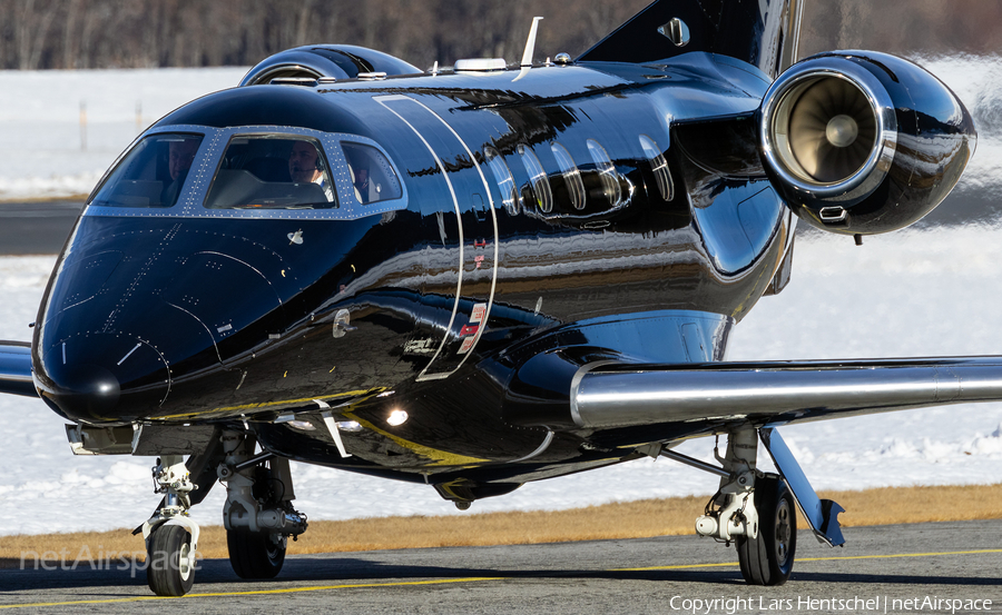 Spree Flug Luftfahrt Embraer EMB-505 Phenom 300 (D-CLIF) | Photo 544676