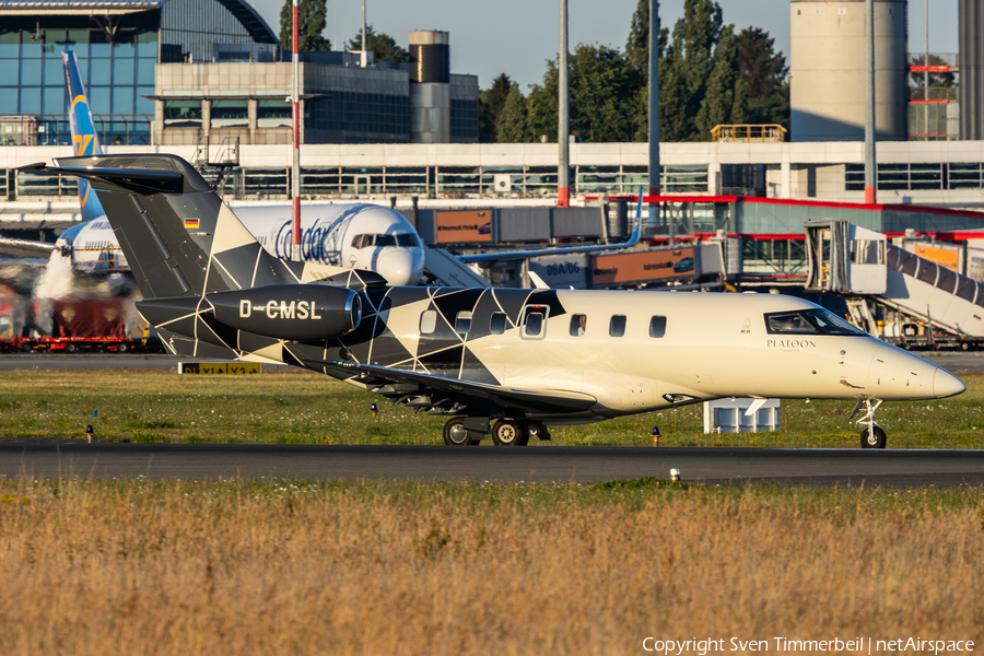 Platoon Aviation Pilatus PC-24 (D-CMSL) | Photo 517102