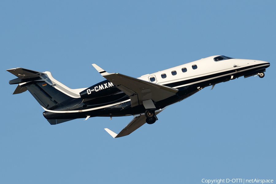 Air Hamburg Embraer EMB-505 Phenom 300 (D-CMXM) | Photo 439787