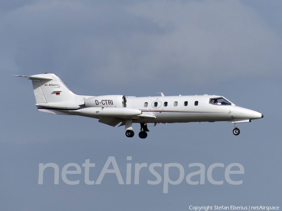 Air Alliance Flight Center Learjet 35A (D-CTRI) | Photo 432623
