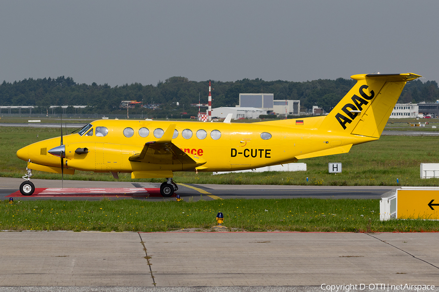 ADAC Luftrettung (Aero-Dienst) Beech King Air 350 (D-CUTE) | Photo 186152