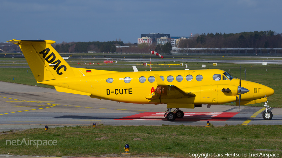 ADAC Luftrettung (Aero-Dienst) Beech King Air 350 (D-CUTE) | Photo 306506