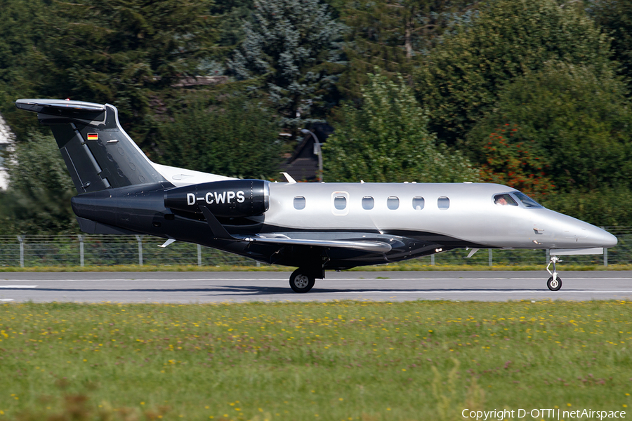 (Private) Embraer EMB-505 Phenom 300 (D-CWPS) | Photo 469105