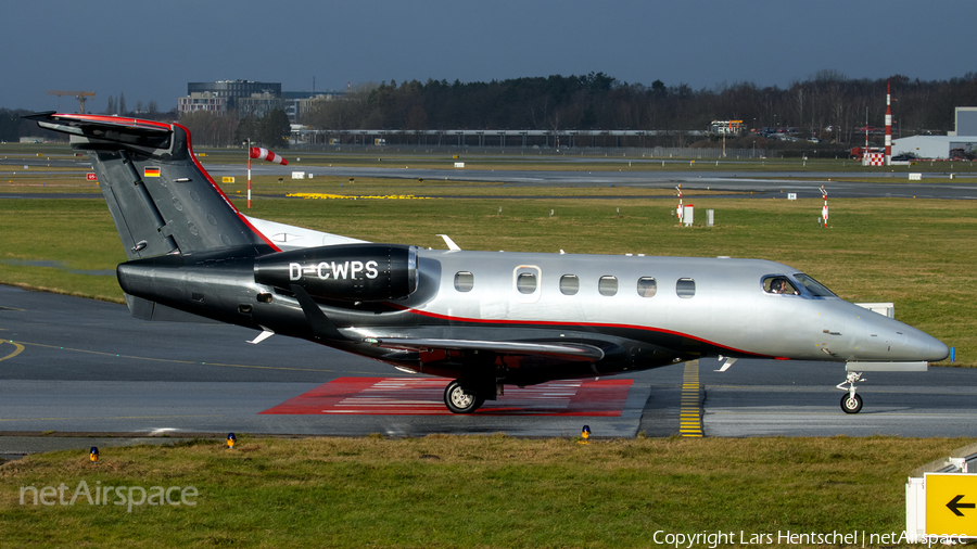 (Private) Embraer EMB-505 Phenom 300 (D-CWPS) | Photo 487255