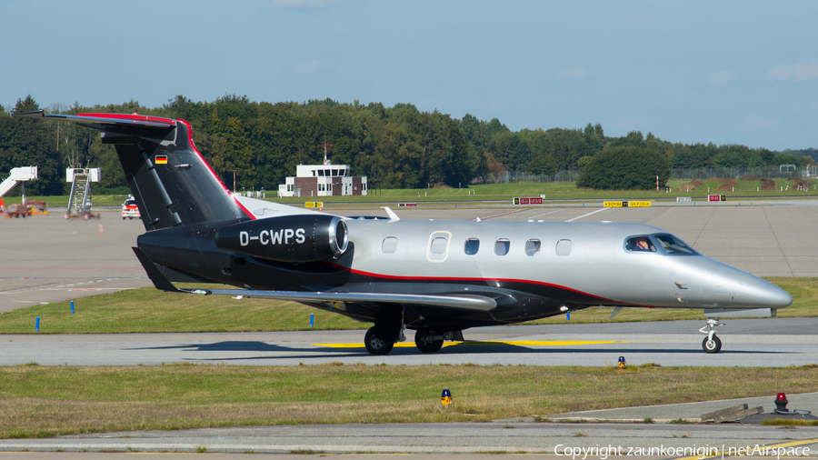 (Private) Embraer EMB-505 Phenom 300 (D-CWPS) | Photo 527528