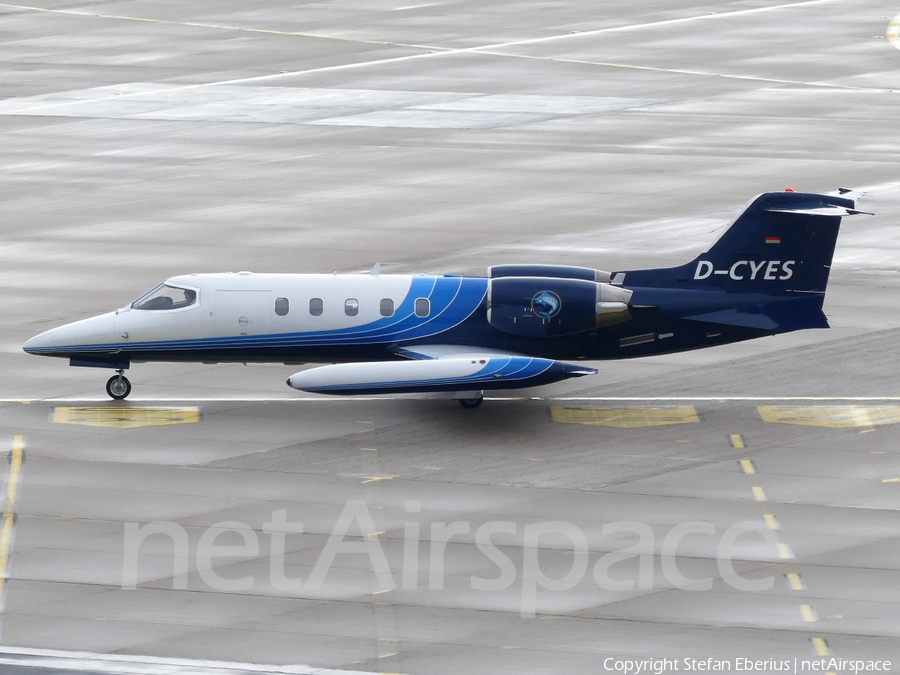 Air Alliance Flight Center Learjet 35A (D-CYES) | Photo 357655