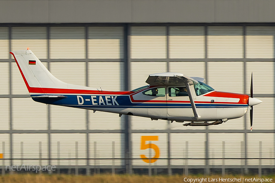 (Private) Cessna FR182 Skylane RG (D-EAEK) | Photo 522558