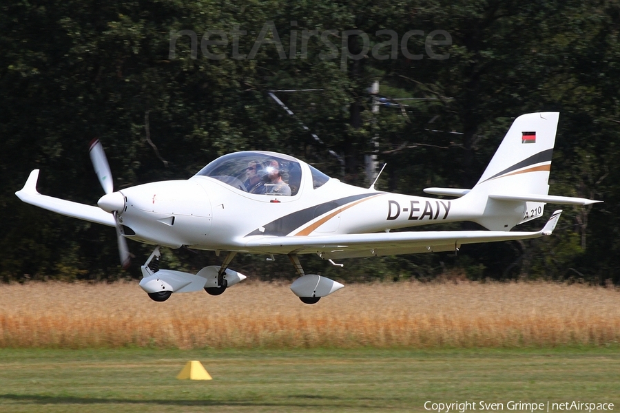 (Private) Aquila A210 (D-EAIY) | Photo 468640