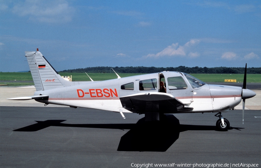 (Private) Piper PA-28-181 Archer II (D-EBSN) | Photo 490349
