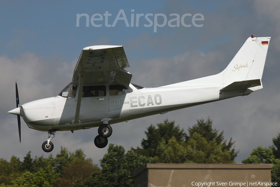 LSV Kiel Cessna 172R Skyhawk II (D-ECAO) | Photo 187866