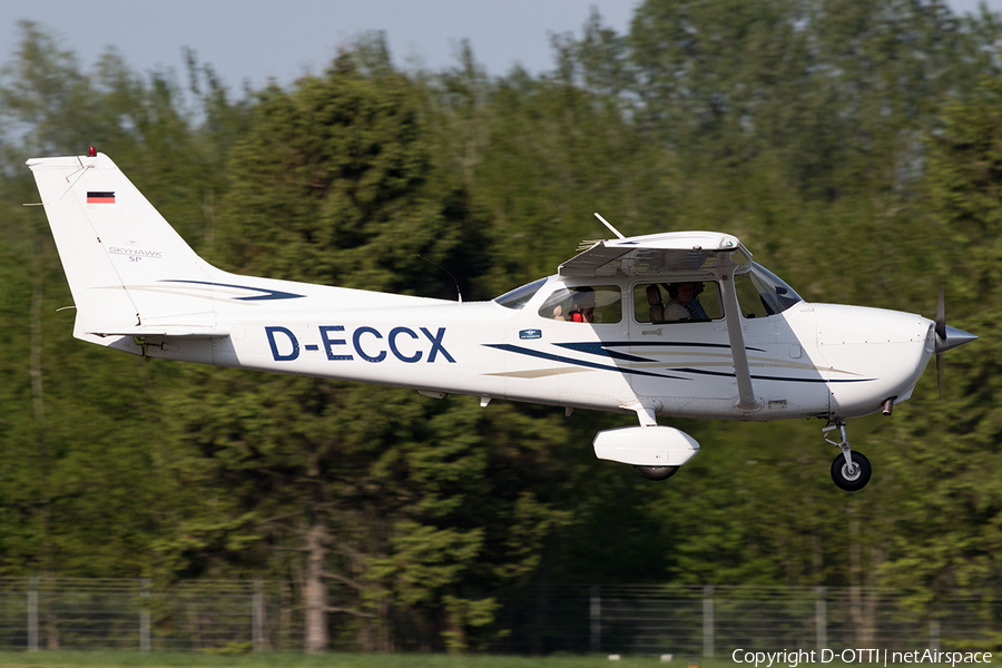 Air Hamburg Cessna 172S Skyhawk SP (D-ECCX) | Photo 163293