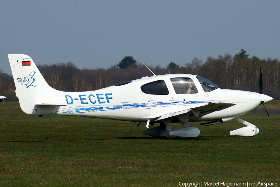 (Private) Cirrus SR20 G2 (D-ECEF) | Photo 124716