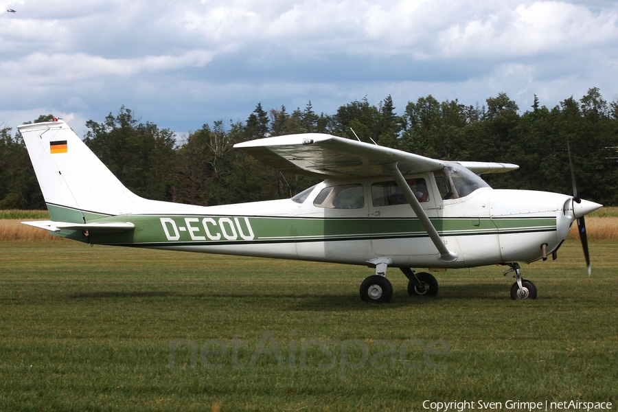 (Private) Cessna F172K Skyhawk (D-ECOU) | Photo 467369