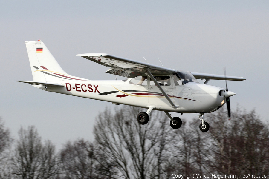 (Private) Cessna F172E Skyhawk (D-ECSX) | Photo 226179