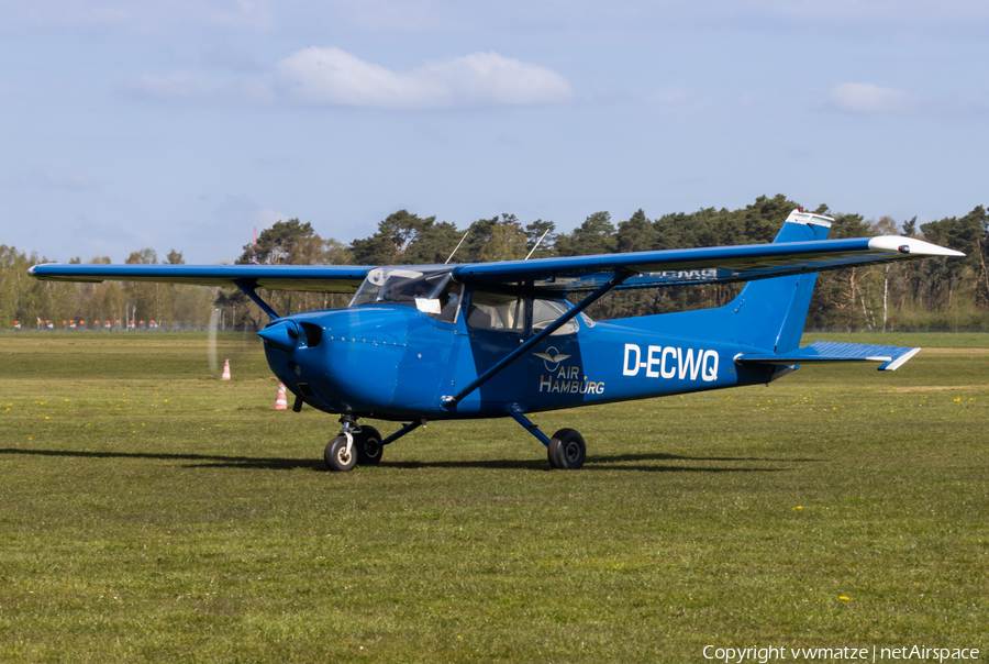 Air Hamburg Cessna F172M Skyhawk (D-ECWQ) | Photo 505079