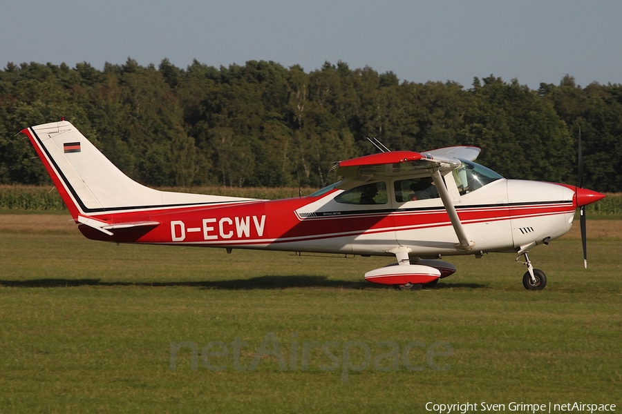 (Private) Cessna 182P Skylane (D-ECWV) | Photo 584838