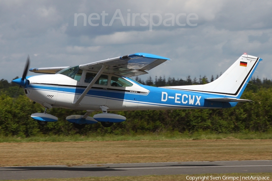 (Private) Cessna 182P Skylane (D-ECWX) | Photo 509917