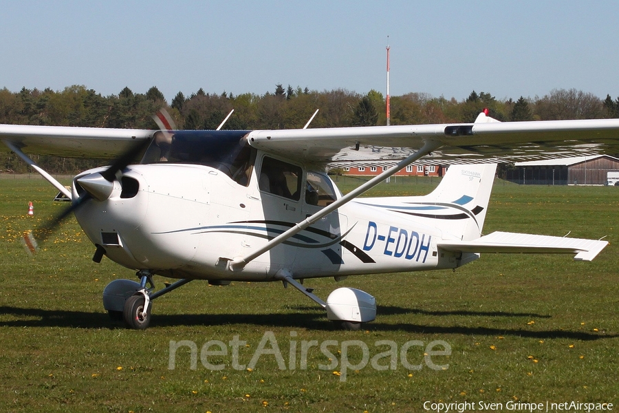 Air Hamburg Cessna 172S Skyhawk SP (D-EDDH) | Photo 315874