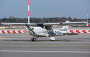 Air Hamburg Cessna 172S Skyhawk SP (D-EDDH) at  Hamburg - Fuhlsbuettel (Helmut Schmidt), Germany